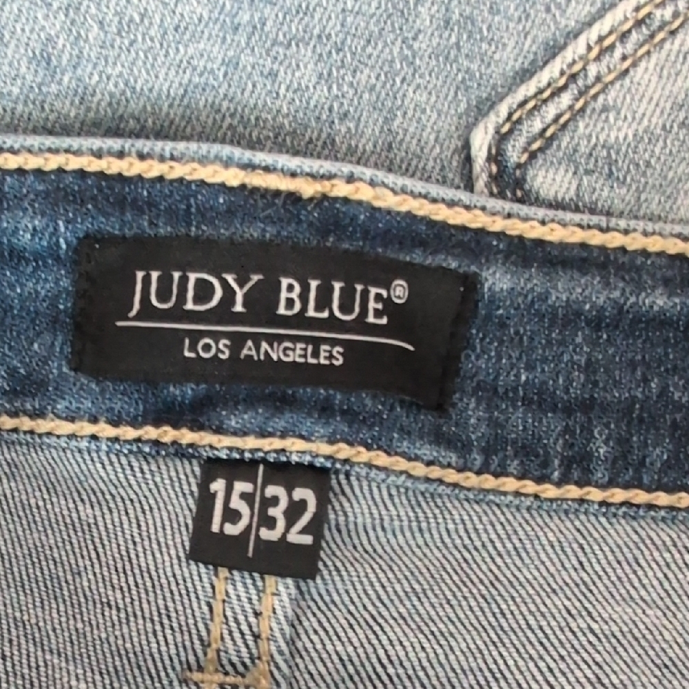 Judy Blue Boyfriend Fit Classic Blue Skinny Plus Size Jeans 15/32 - Picture 8 of 10
